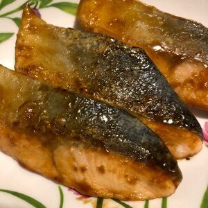 お魚たべよ✿鮭の照り焼き✿